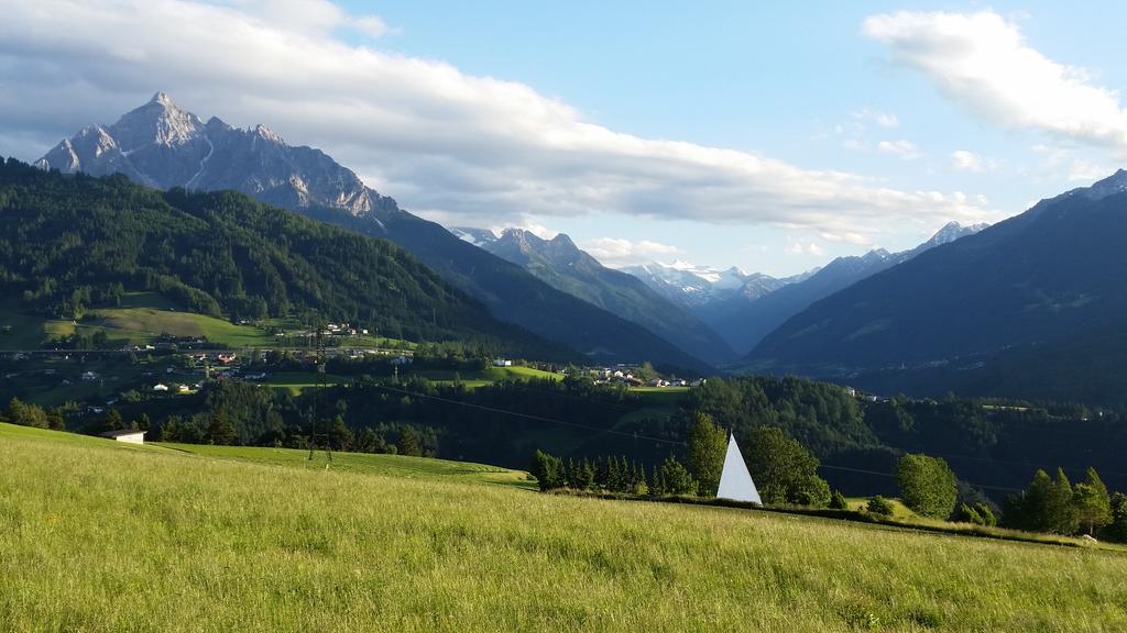Ferienwohnungen Tiroler Alpenhof İnnsbruck Oda fotoğraf